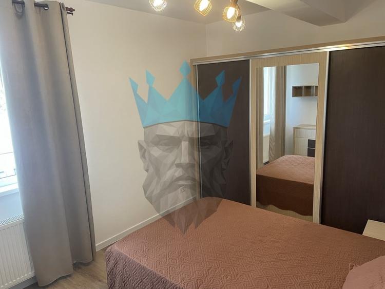 Apartament cu 2 camere decomandat, mobilat în Splaiul Unirii
