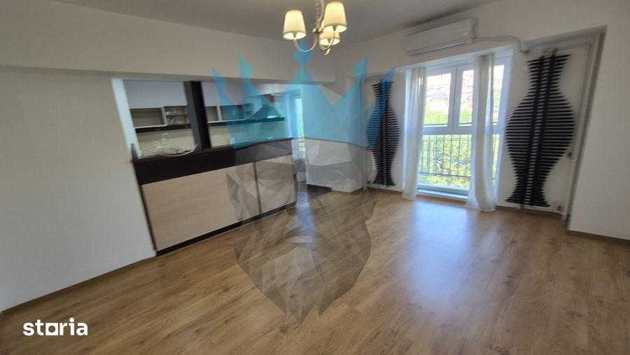 Apartament cu 4 camere în Centrul Civic