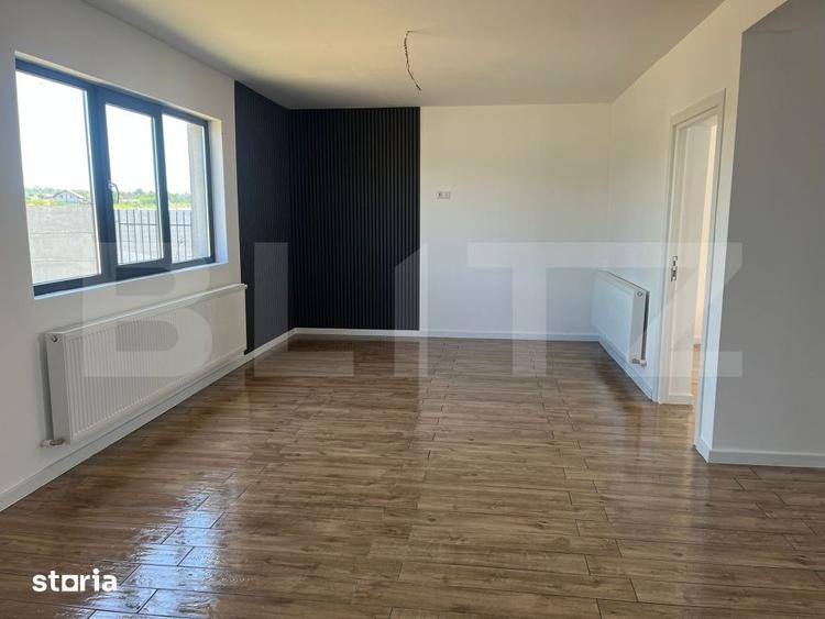 Casă cu 4 camere cu Teren 568 Mp în Șimnicu de Sus