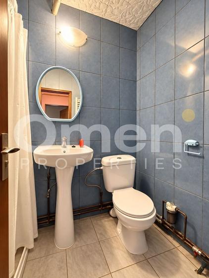 Apartament cu 2 camere semidecomandat, mobilat în Decebal
