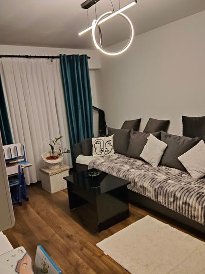 Apartament cu 3 camere decomandat, mobilat în Inel II