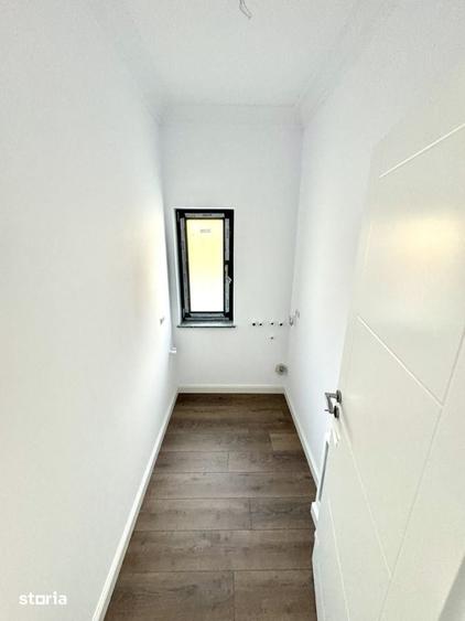 Casă cu 4 camere cu Teren 400 Mp în Rediu