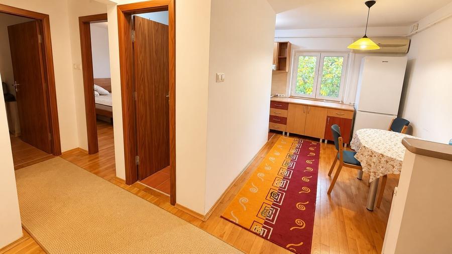 Apartament cu 2 camere, mobilat în Steaua
