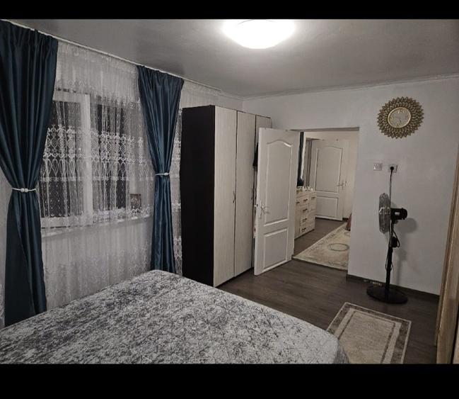 Casă individuală cu 4 camere cu Teren 400 Mp în Palas