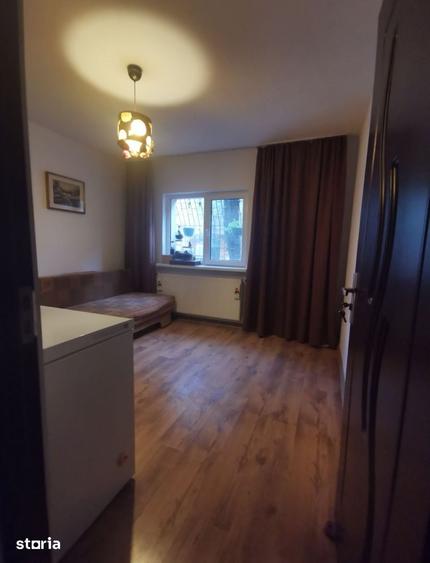 Apartament cu 3 camere în Rahova