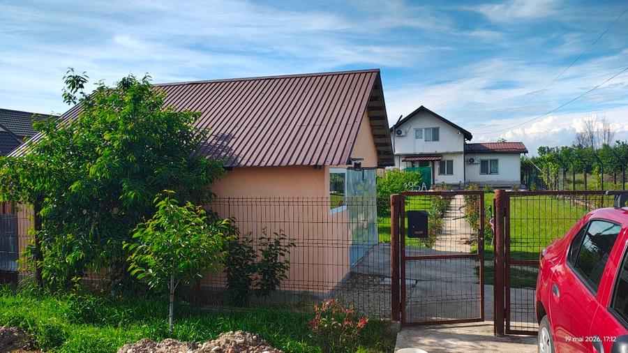 Casă individuală cu 4 camere cu Teren 858 Mp în Mânăstioara