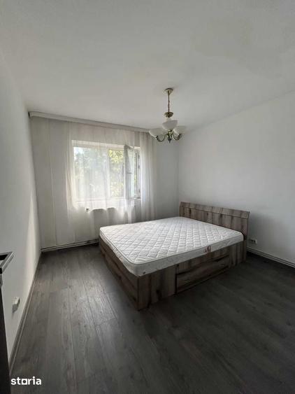 Apartament cu 3 camere semidecomandat în Ultracentral