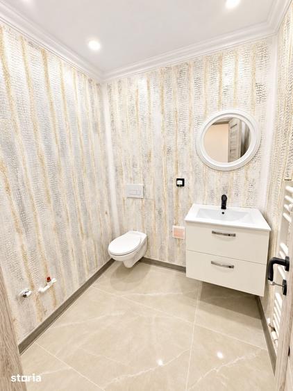 Apartament cu 4 camere decomandat în Central