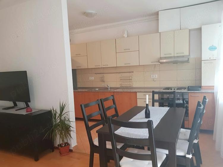 Apartament cu 2 camere decomandat în Moroieni