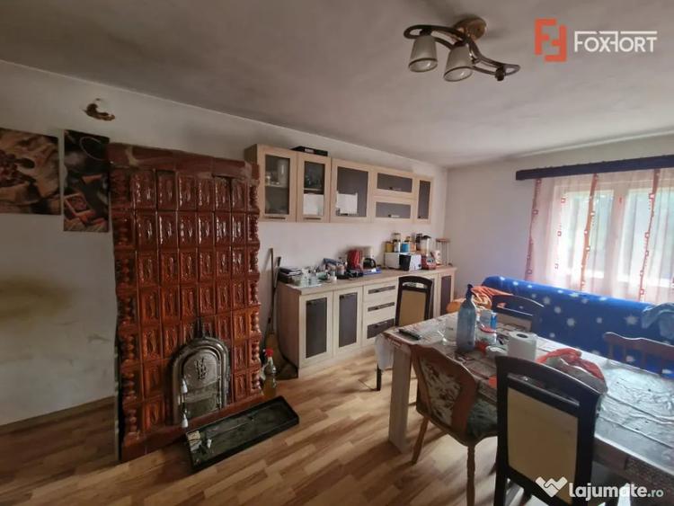 Casă cu 3 camere cu Teren 2096 Mp în Ianova