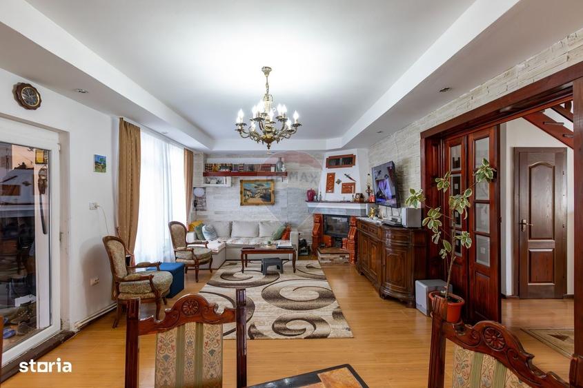 Casă cu 4 camere cu Teren 230 Mp în Măgura