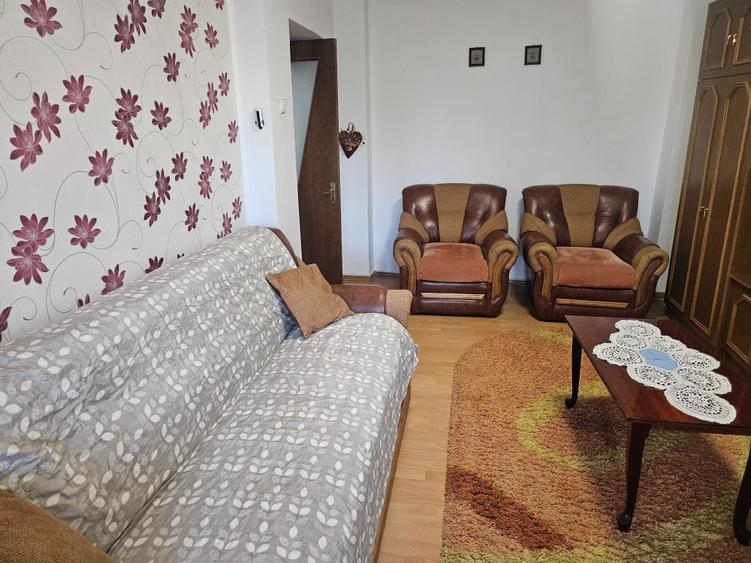 Apartament cu 2 camere decomandat în 1 Mai