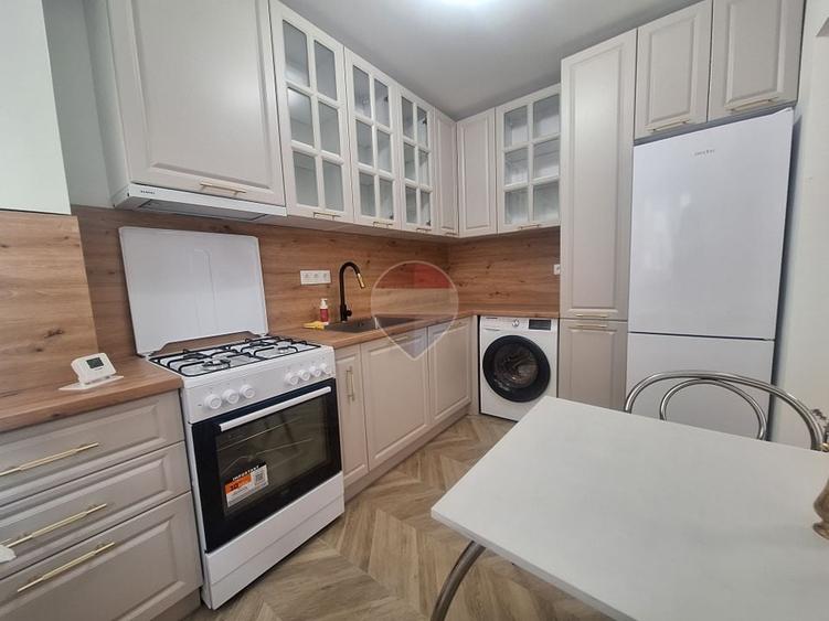 Apartament nou si modern, et 1, la prima inchiriere - 12