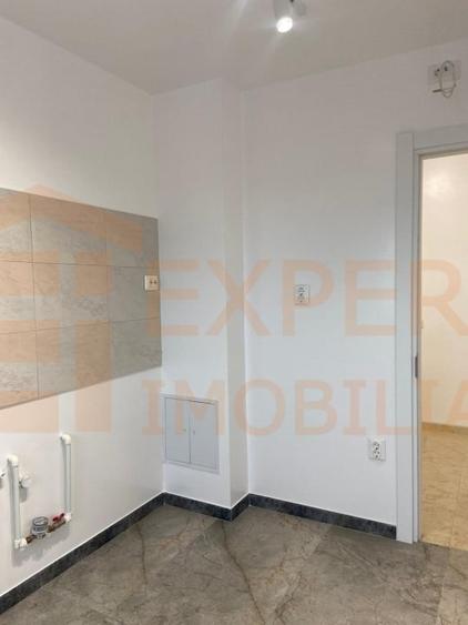 Apartament cu 2 camere decomandat în Casa de Cultură