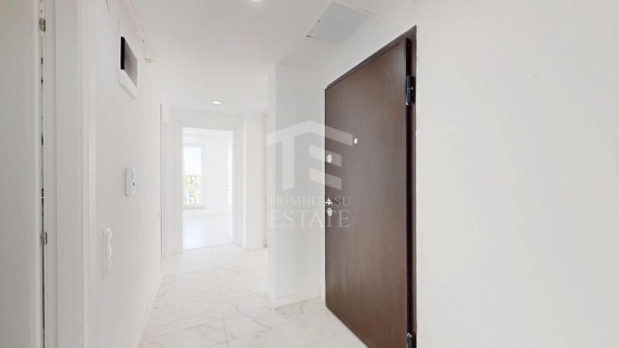 Penthouse cu 3 camere decomandat în Ștefăneștii de Jos