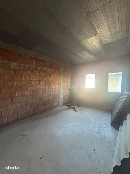 De vanzare casa P+1, 3 bai, 4 dormitoare, 860mp teren, Pret 55000euro - 17