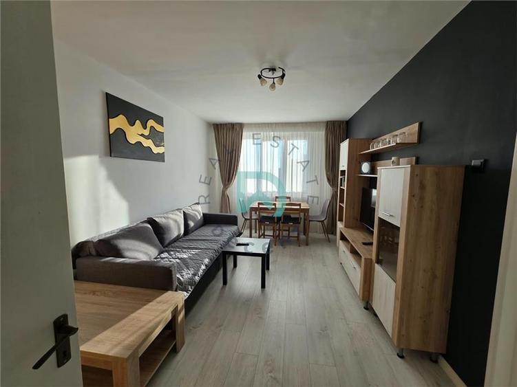 Apartament cu 2 camere semidecomandat în Vlahuță