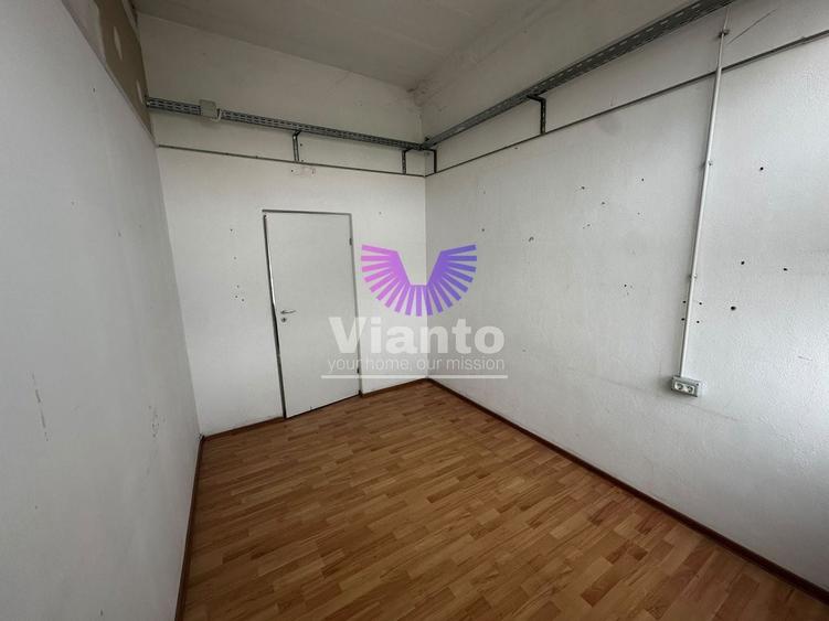 Birou, de 385 mp, în Central