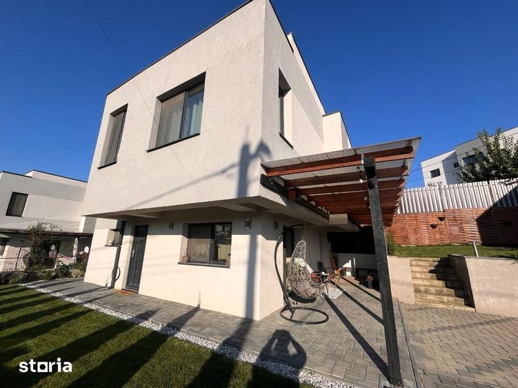 Casă cu 4 camere cu Teren 320 Mp în Ciurea