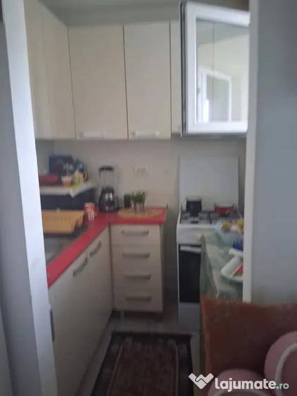 Garsonieră semidecomandată în Central