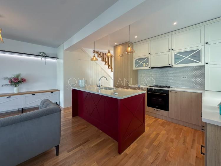 Duplex cu 4 camere cu Canalizare în Otopeni