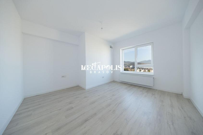 Penthouse cu 4 camere decomandat în Noua