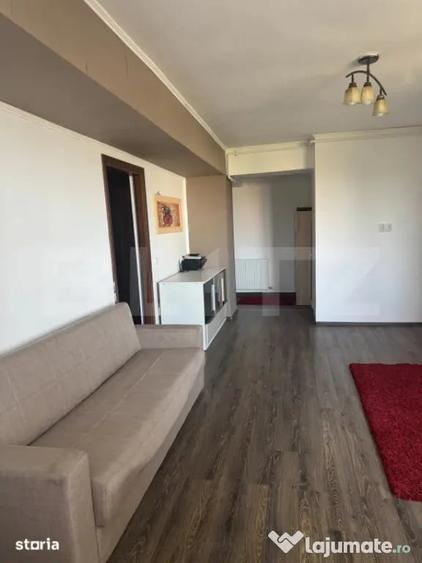 Apartament cu 3 camere decomandat în IAR