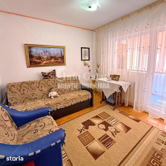 Apartament cu 2 camere în Micro 17