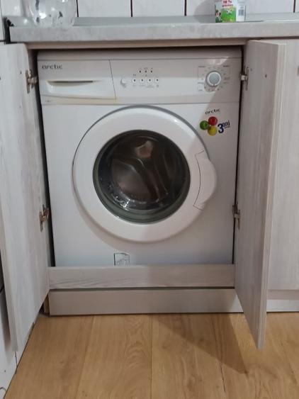 Garsonieră decomandată în Uzina 2
