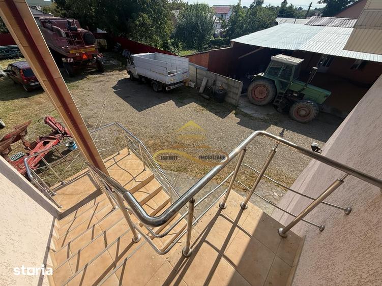 Casă cu 4 camere cu Teren 620 Mp în Central