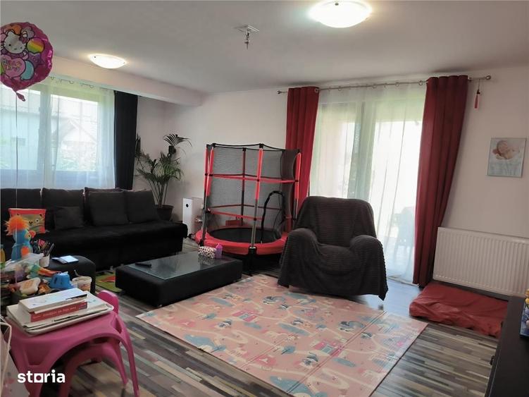 Casă cu 4 camere în Ciorogârla
