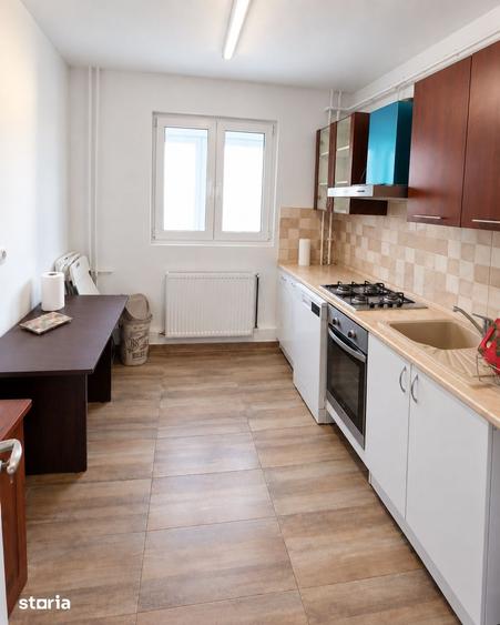 Apartament cu 3 camere decomandat în Pantelimon