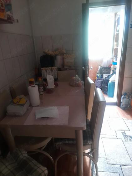 Apartament cu 2 camere decomandat în Sărari