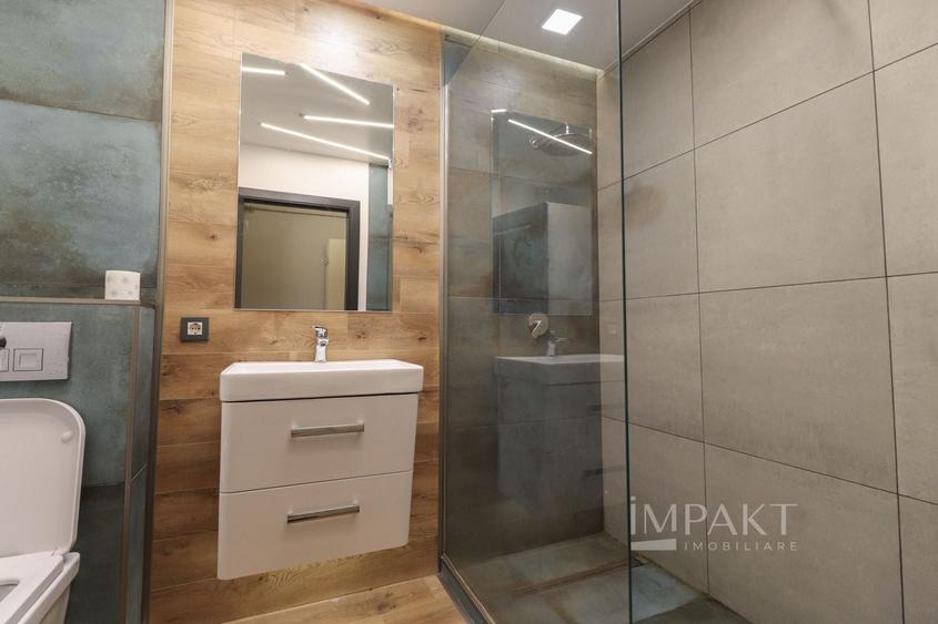 Apartament cu 3 camere semidecomandat în Florești