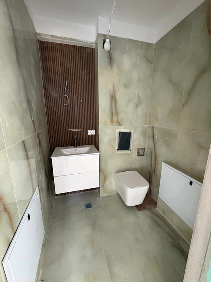 Apartament cu 2 camere decomandat în Olteniței