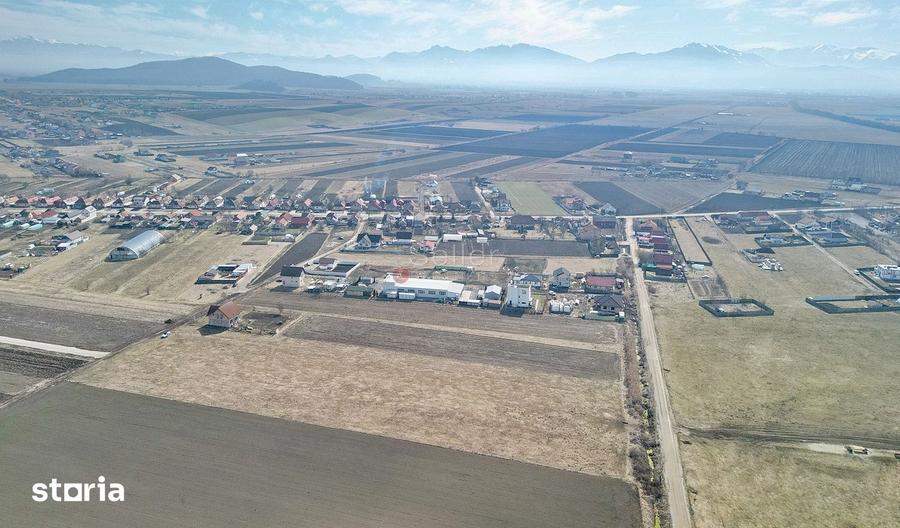 Teren de 14200 mp, în Bod