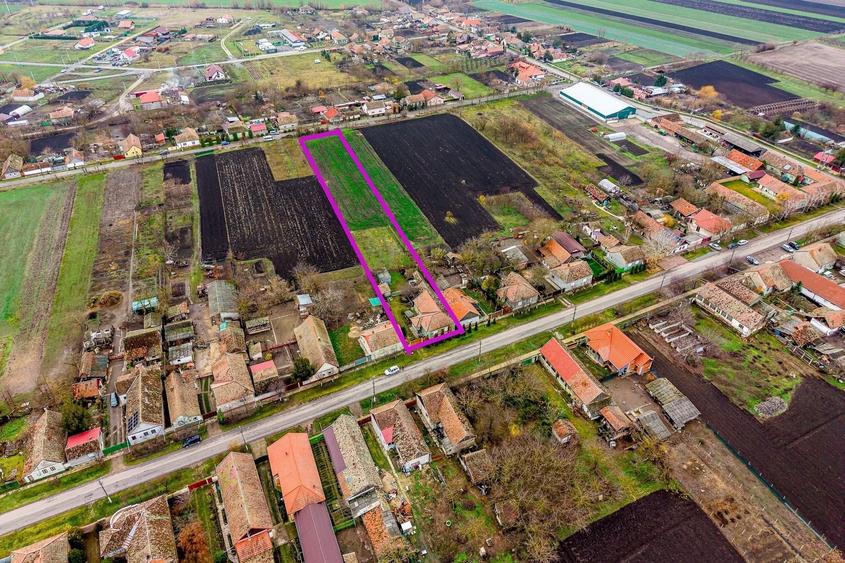 Casă individuală cu 3 camere cu Canalizare în Dorobanți