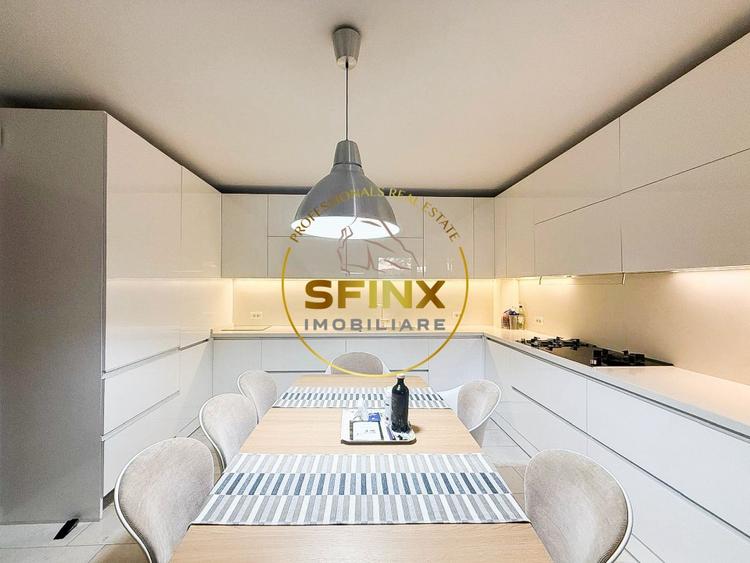 Duplex cu 7 camere cu Canalizare în Parcul Circului