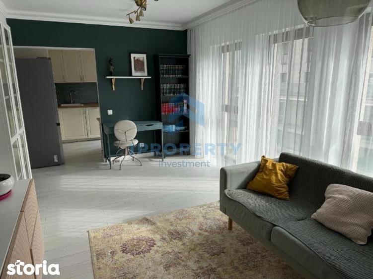 Apartament cu 3 camere în Drumul Taberei