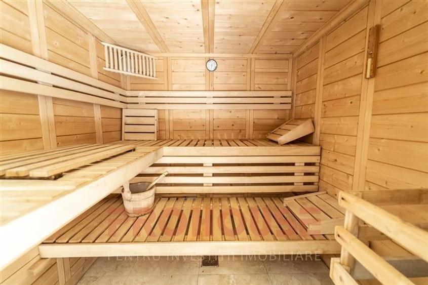 Casă individuală cu 10 camere cu Teren 550 Mp în Ultracentral