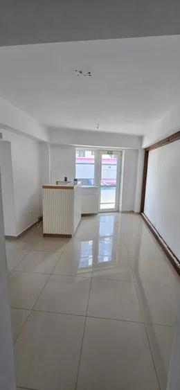 Spațiu comercial, de 110 mp, în Central