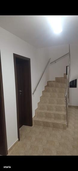 Casă cu 4 camere în Chiajna