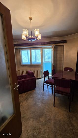 Apartament cu 2 camere decomandat în Gara de Nord