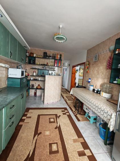 Casă individuală cu 6 camere cu Teren 400 Mp în Breaza
