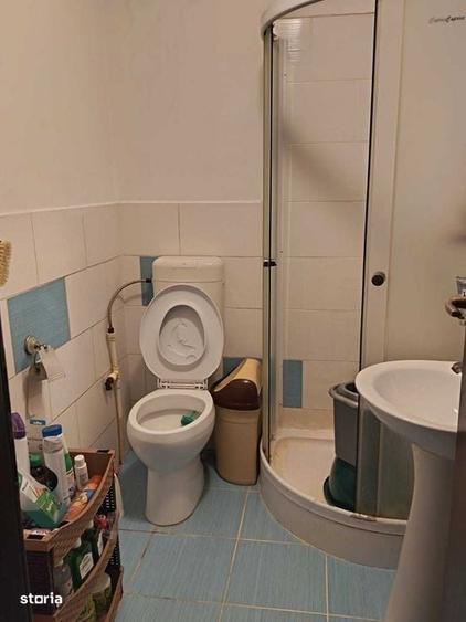 Apartament cu 2 camere decomandat în Nicolina