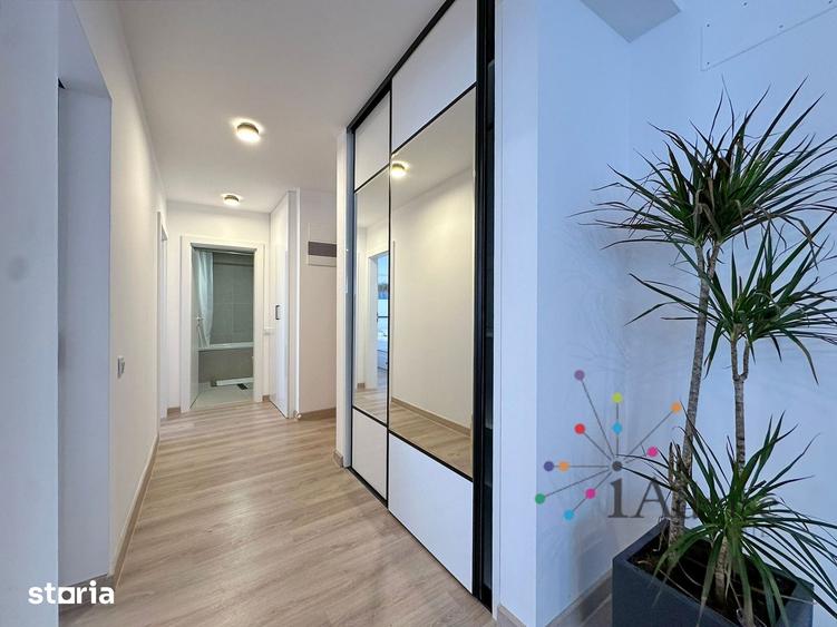 Apartament cu 3 camere în Tractorul