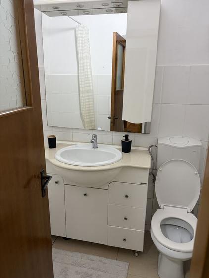 Garsonieră decomandată în Libertății