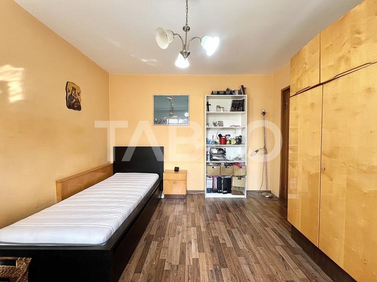 Apartament cu 3 camere decomandat, mobilat în Mănăștur
