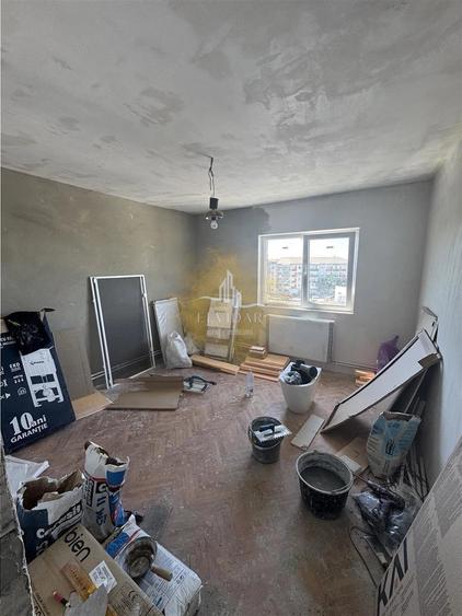 Apartament cu 3 camere decomandat în Bucovina
