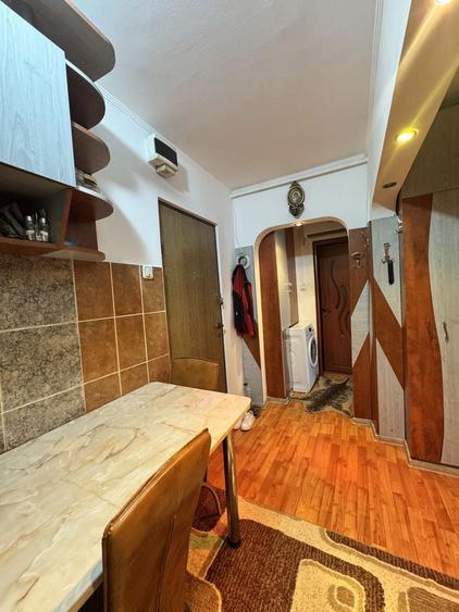 Apartament cu 2 camere semidecomandat în Semicentral